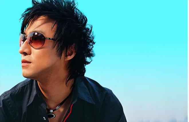 小苹果摇滚男版崔健摇滚歌曲大全